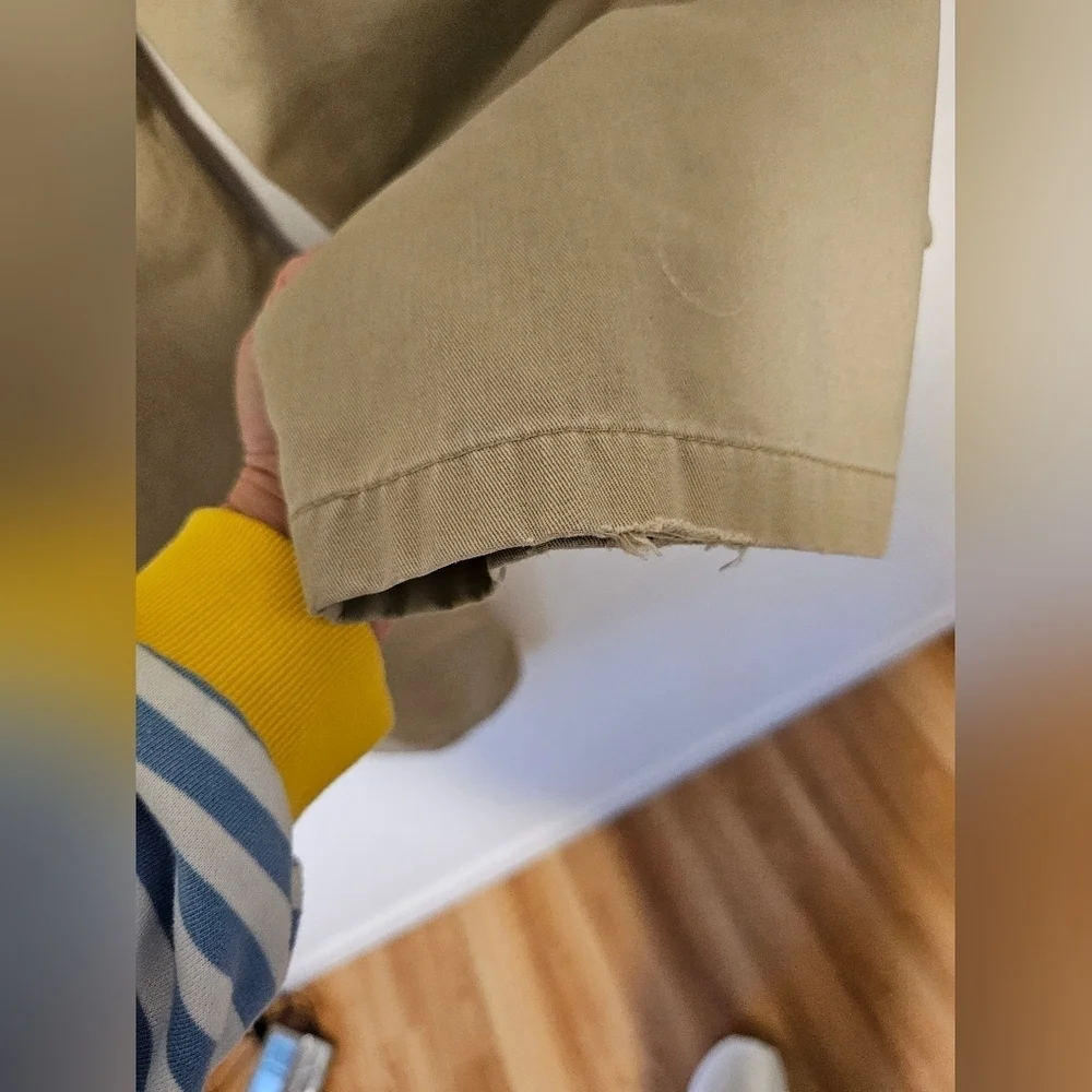 Eddie Bauer seen khaki